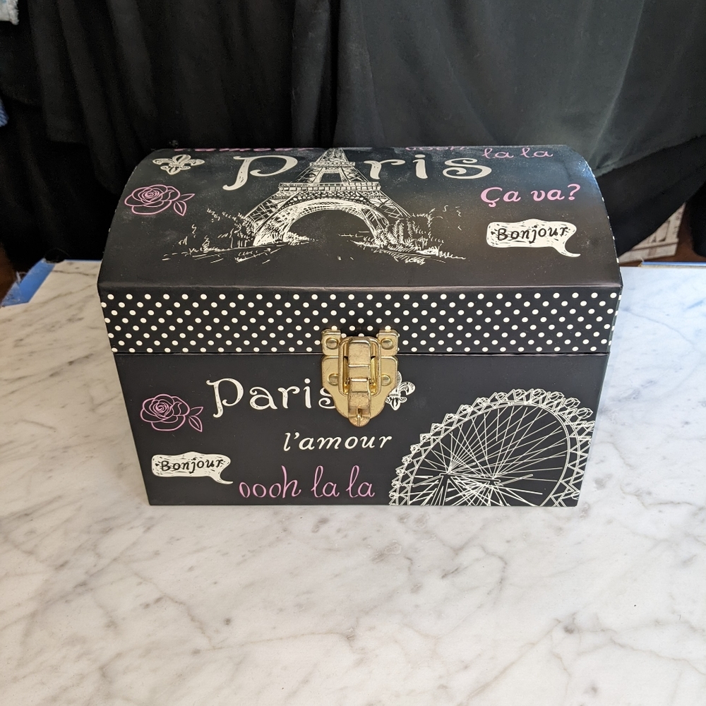 Paris box